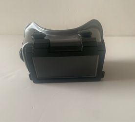 Welding eye goggles with front lift