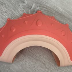 Kids hair washing shield