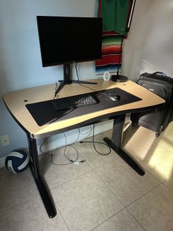 Height Adjustable Desk