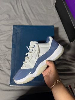 Jordan 11 low size 10M