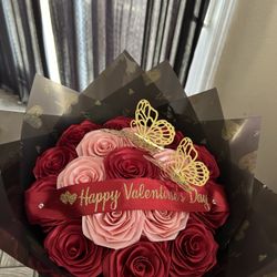 Eternal Roses Bouquets 