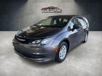 2023 Chrysler Voyager