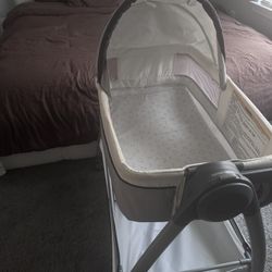Graco Baby Bassinet 