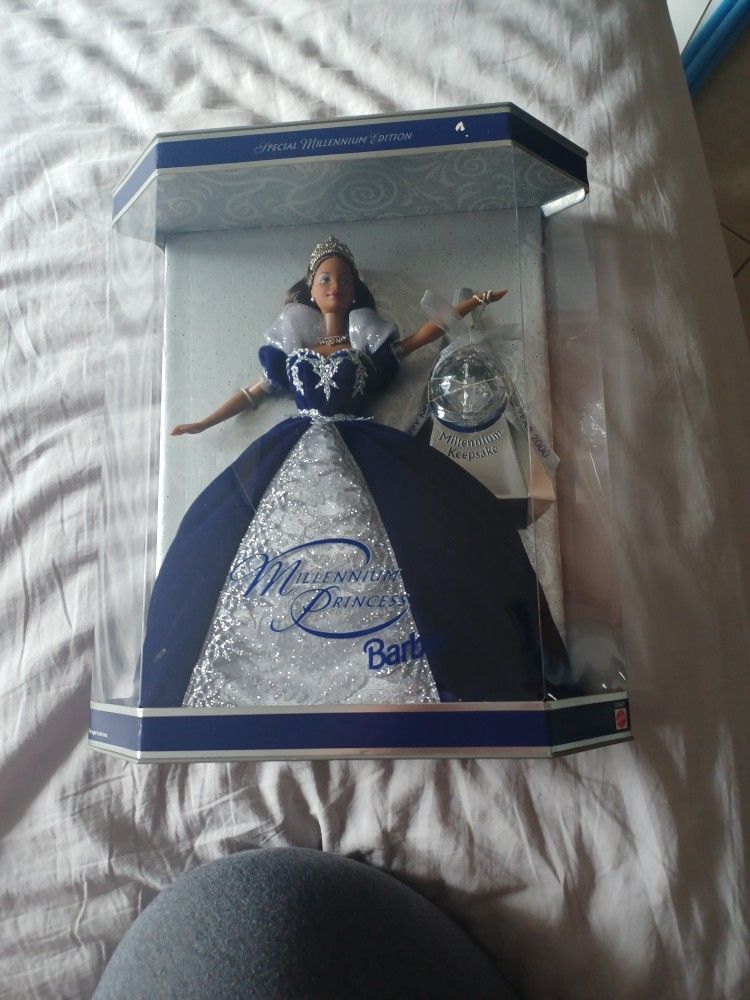 Barbie Millennium Princess 2000
