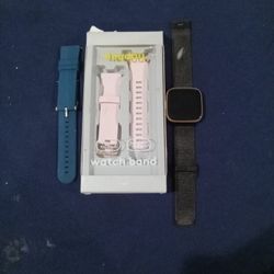 Fit bit Versa 2 Like New