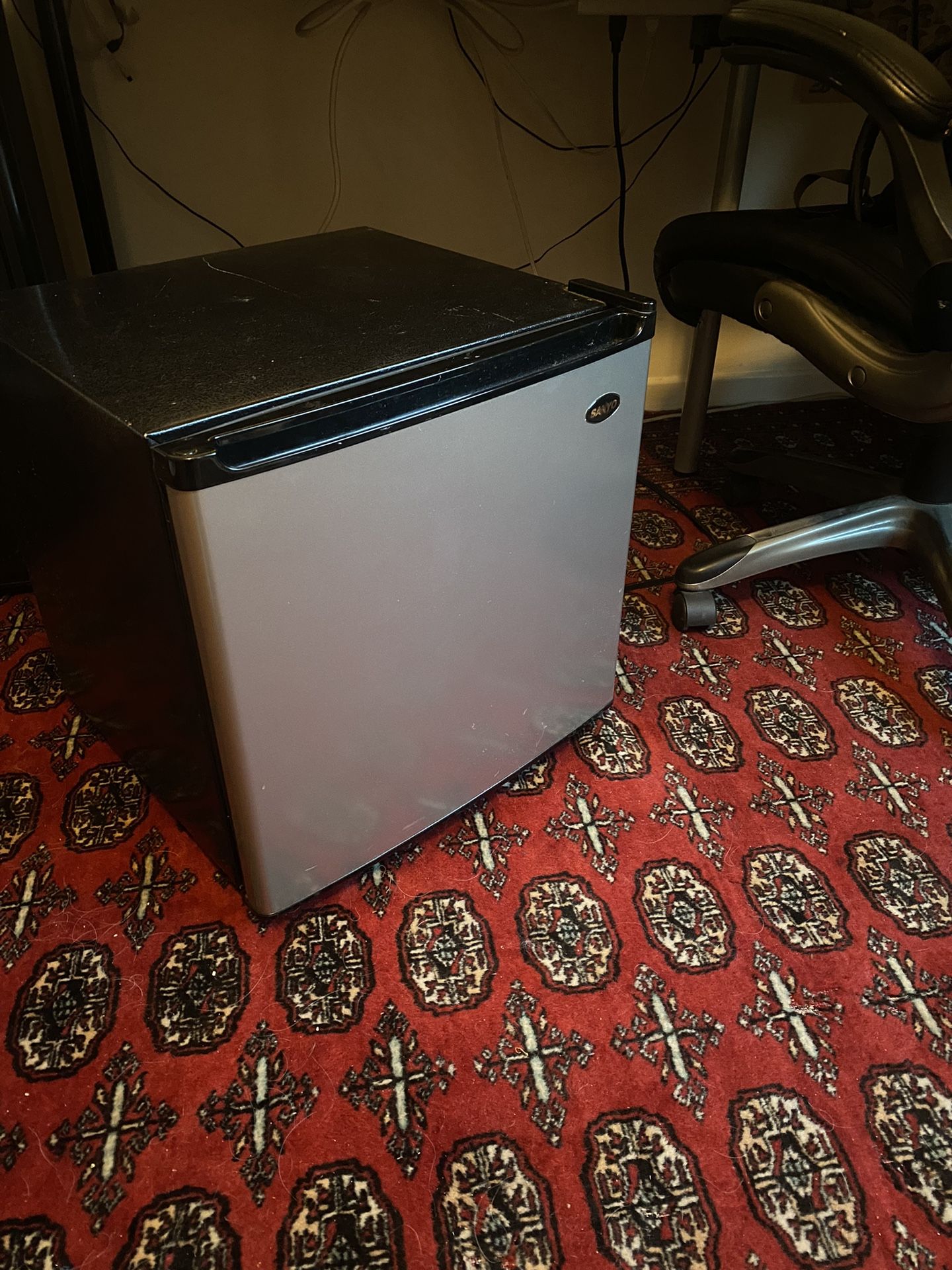 Mini Fridge Small