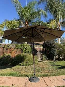 11ft Outdoor Umbrella And Stand 