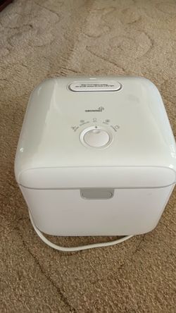 GROWNSY BOTTLE STERRILIZER & DRYER Original price $50up