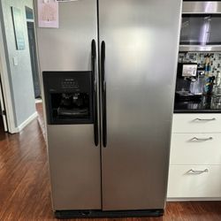 Kitchen Aid Refrigerator 