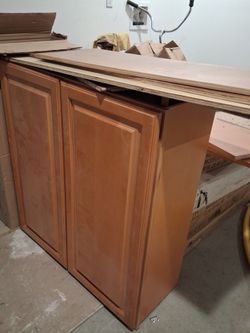Cabinets/mix sizes /video Doorbell/ chandelier lights