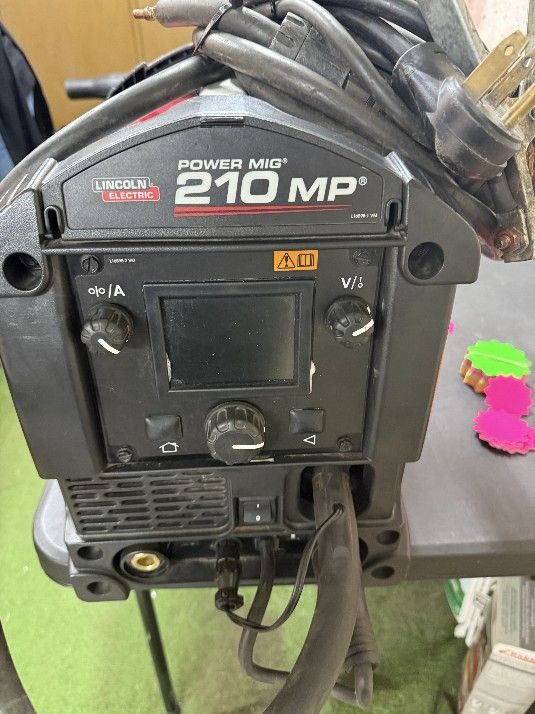 Lincoln Power Mig 210 Welder