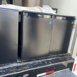 Small Fridges 20 Of Them 