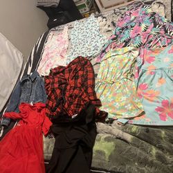 Girls Clothes 