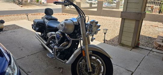 2004 YAMAHA ROADSTAR