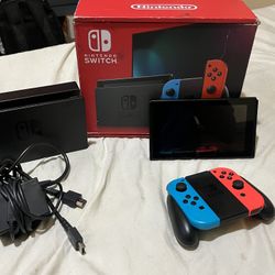 Nintendo Switch 
