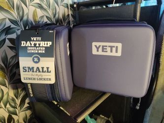*2* NEW Classic Navy YETI Day-trip 3 L Lunch Boxes