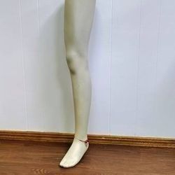 TB-11 Womans Vintage Mannequin Leg Size 9.5-10 Tip Toe Foot