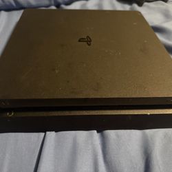 PS4 Slim