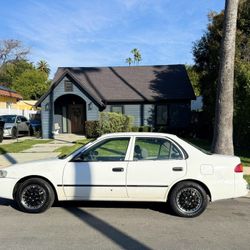 Toyota Corolla Runs Amazing RAV4 Avalon Camry 4Runner Honda Fit Crv Civic Accord Mazda Lexus Rx350 Is Acura Infiniti Daily Driver Gas Saver Reliable