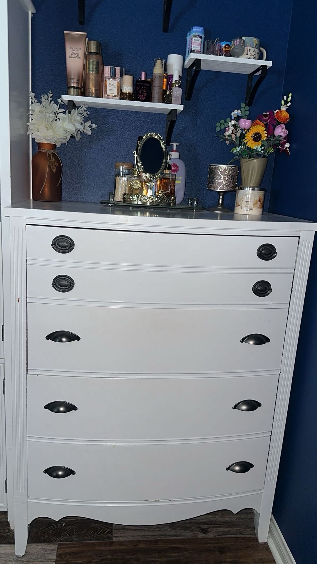 White Dresser