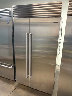 Sub Zero 42” Stainless Steel Built In Side By Side Refrigerator