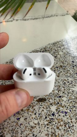 AirPods