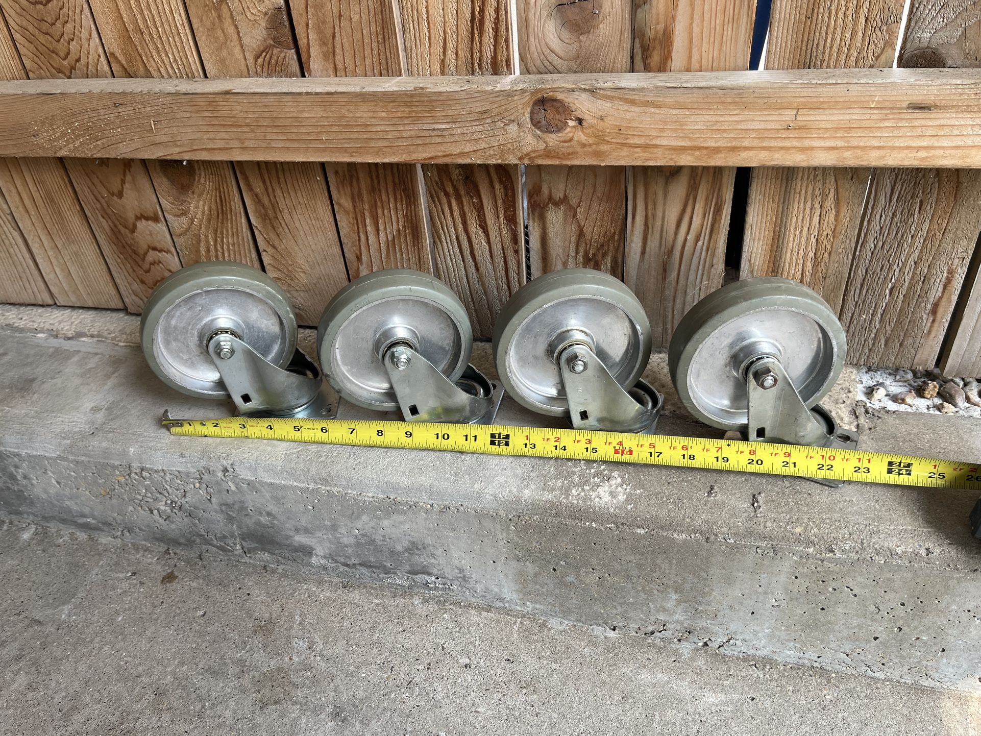 6 in. Swivel Plate Caster Wheels, Heavy-Duty Industrial Plate Casters with gray Rubber 4 pack