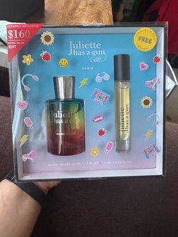 Juliette Has a Gun Miami Shake Gift Set