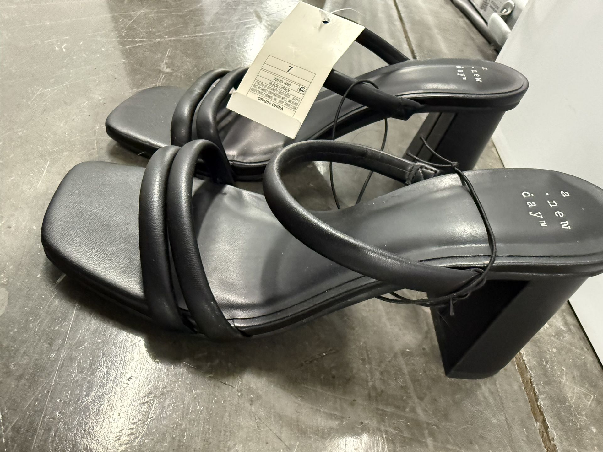 Women’s Stacy Mule Heels Size 7