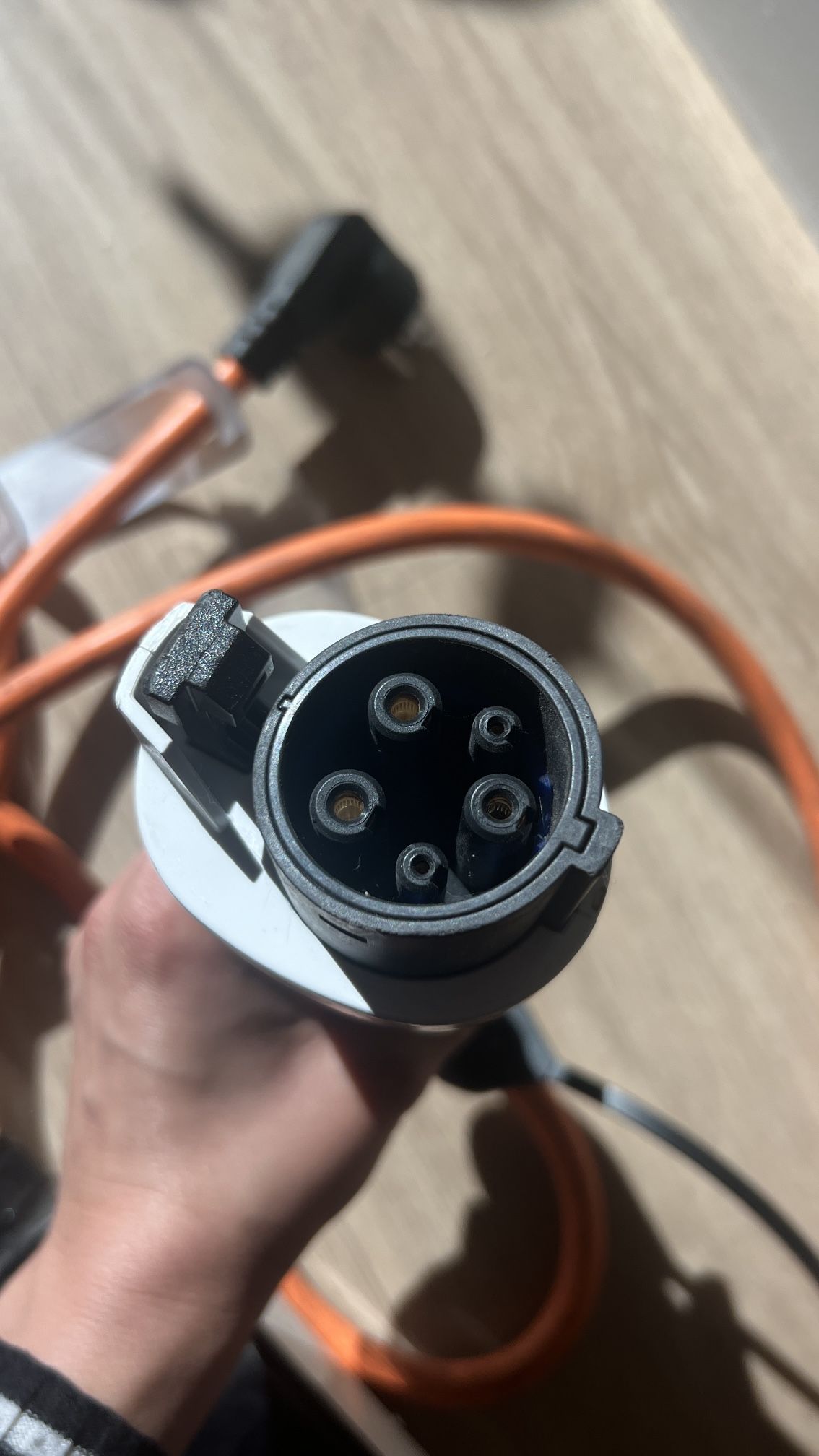 EV Charger - YURA Corp. 16A 250VAC Charger - Type 3R 
