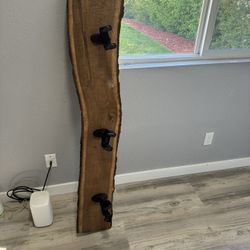 Wooden Guitar Wall Hanger