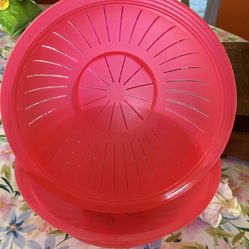 Tupperware 