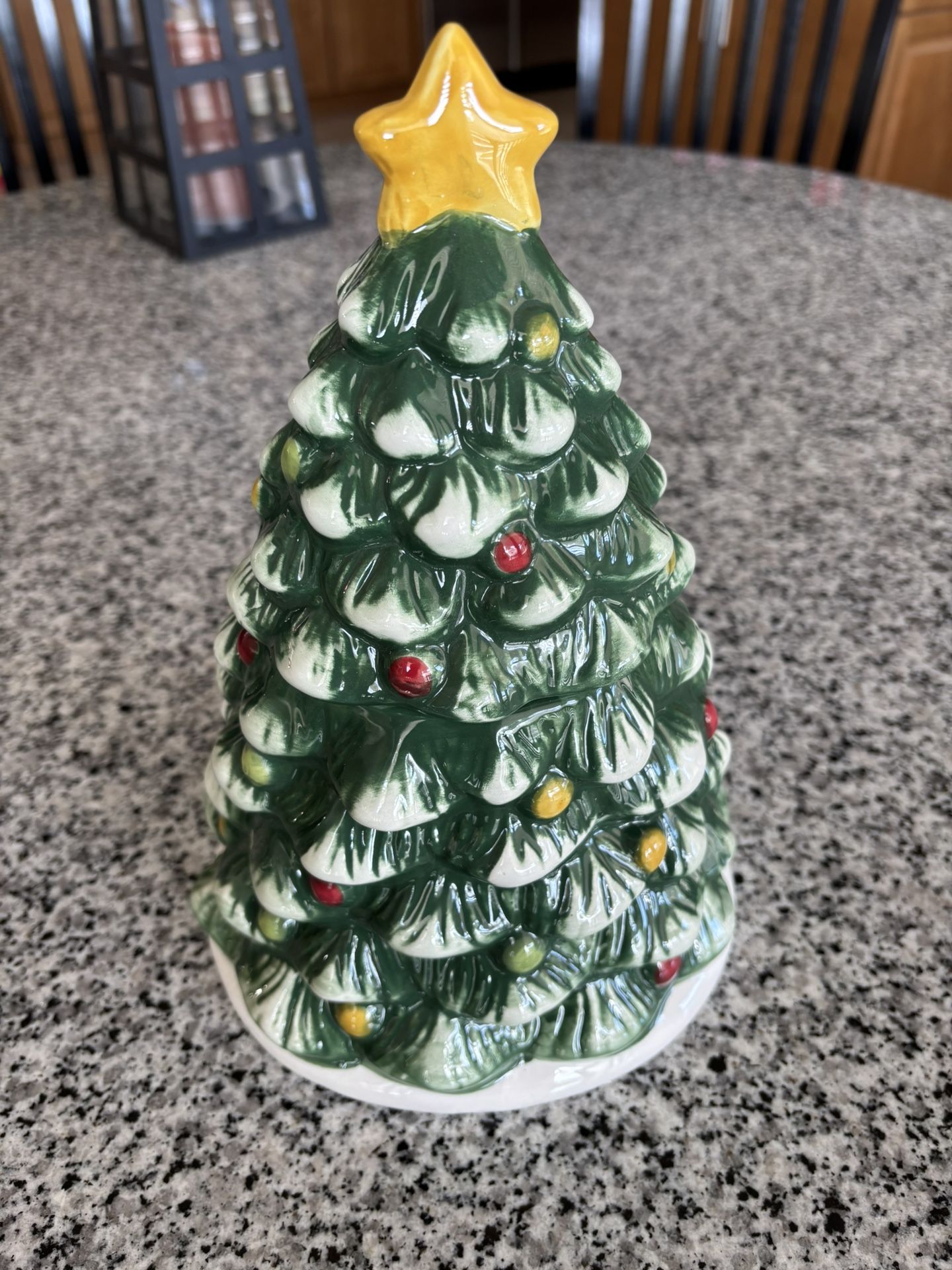 Christmas Tree Cookie Jar + Christmas Kitchen Towels - BRAND NEW