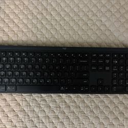 Logitech Wireless MX Keys Keyboard 