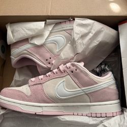 Nike Dunks 