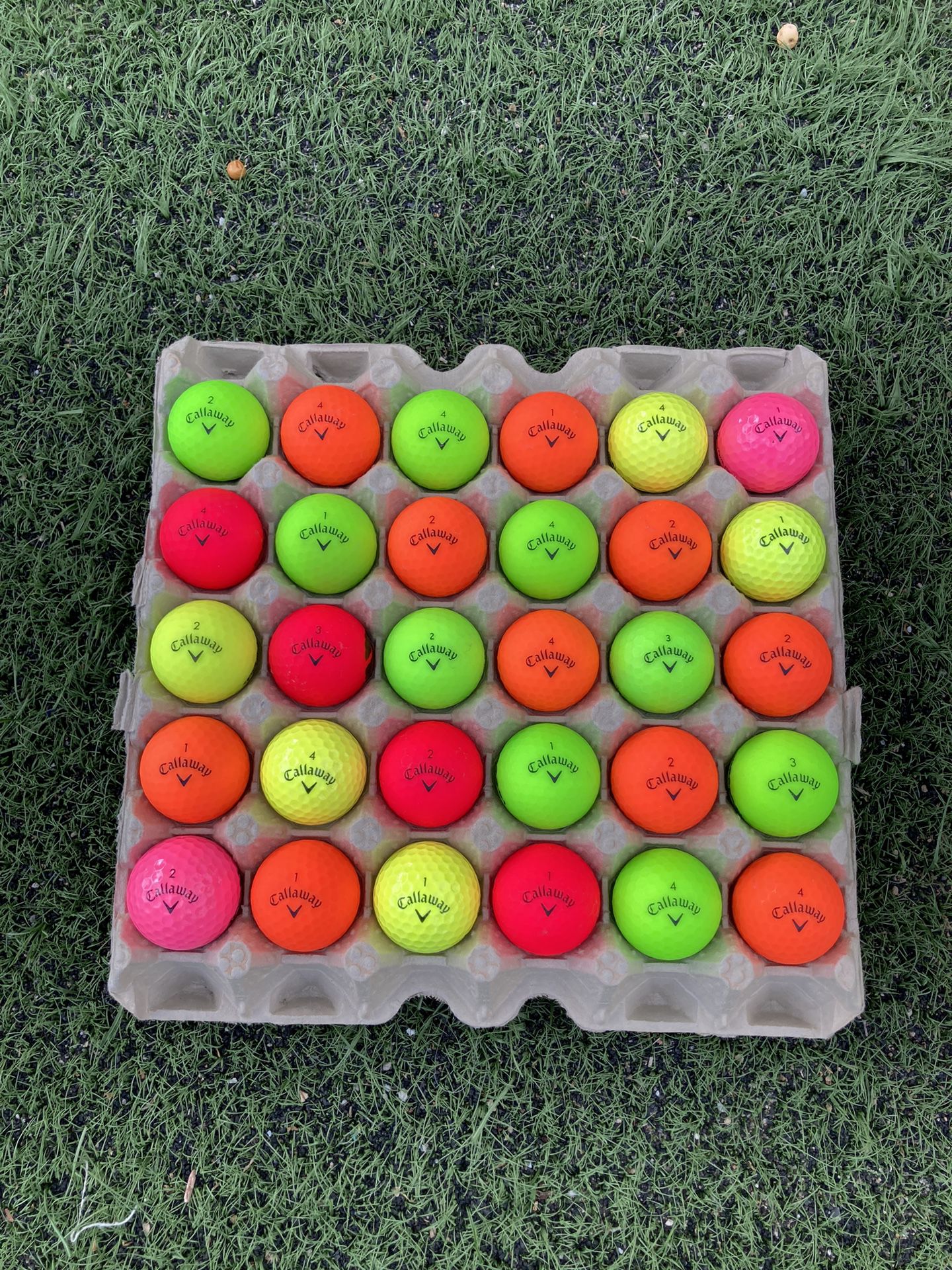 30 Golf ⛳️ Balls Callaway The Color 