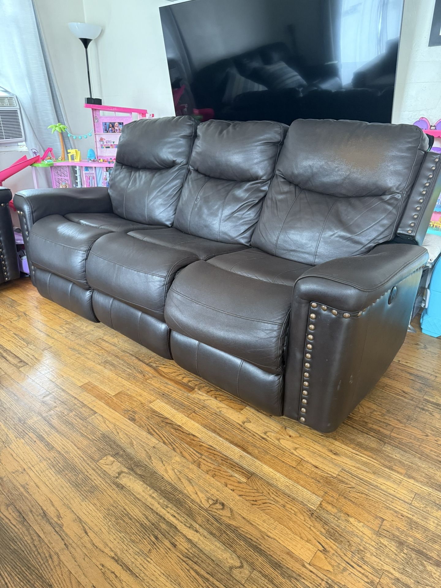 LEATHER SOFA RECLINER