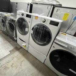 LG NEW SMART CONNECT WASHER AND GAS DRYER WITH LAUNDRY AND STORAGE PEDESTAL 