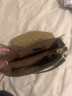 Lv Bag for Sale in Middletown, NY - OfferUp