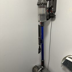 Dyson V11 Torque 