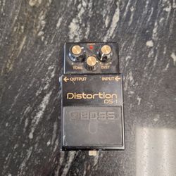 BOSS DISTORTION DS-1 PEDAL