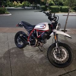 2019 ducati scrambler desert sled 