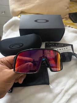 Oakley Sutro Sunglasses – Black / Prizm Lens