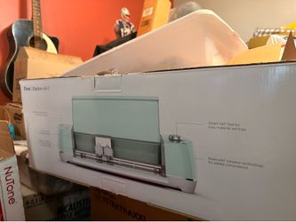 Cricut explore air 2 + vinyls