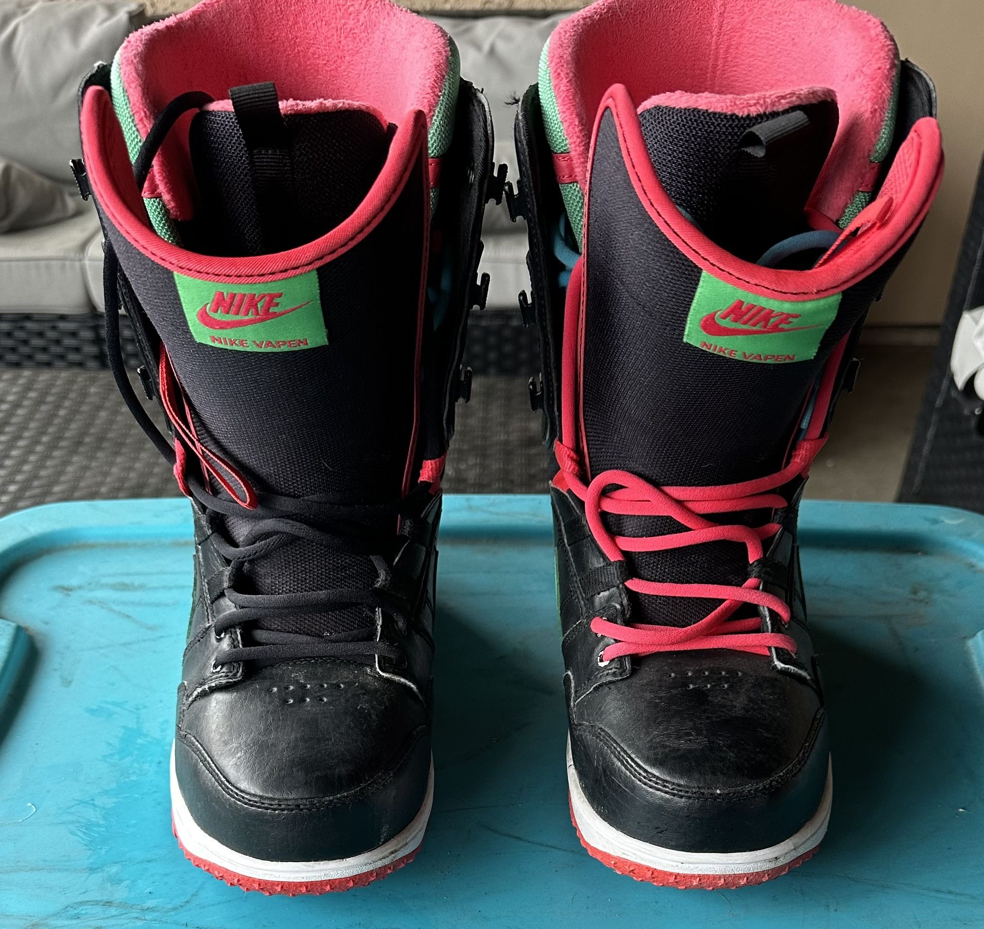 Nike Vapen Women's 9 Snowboard Boots