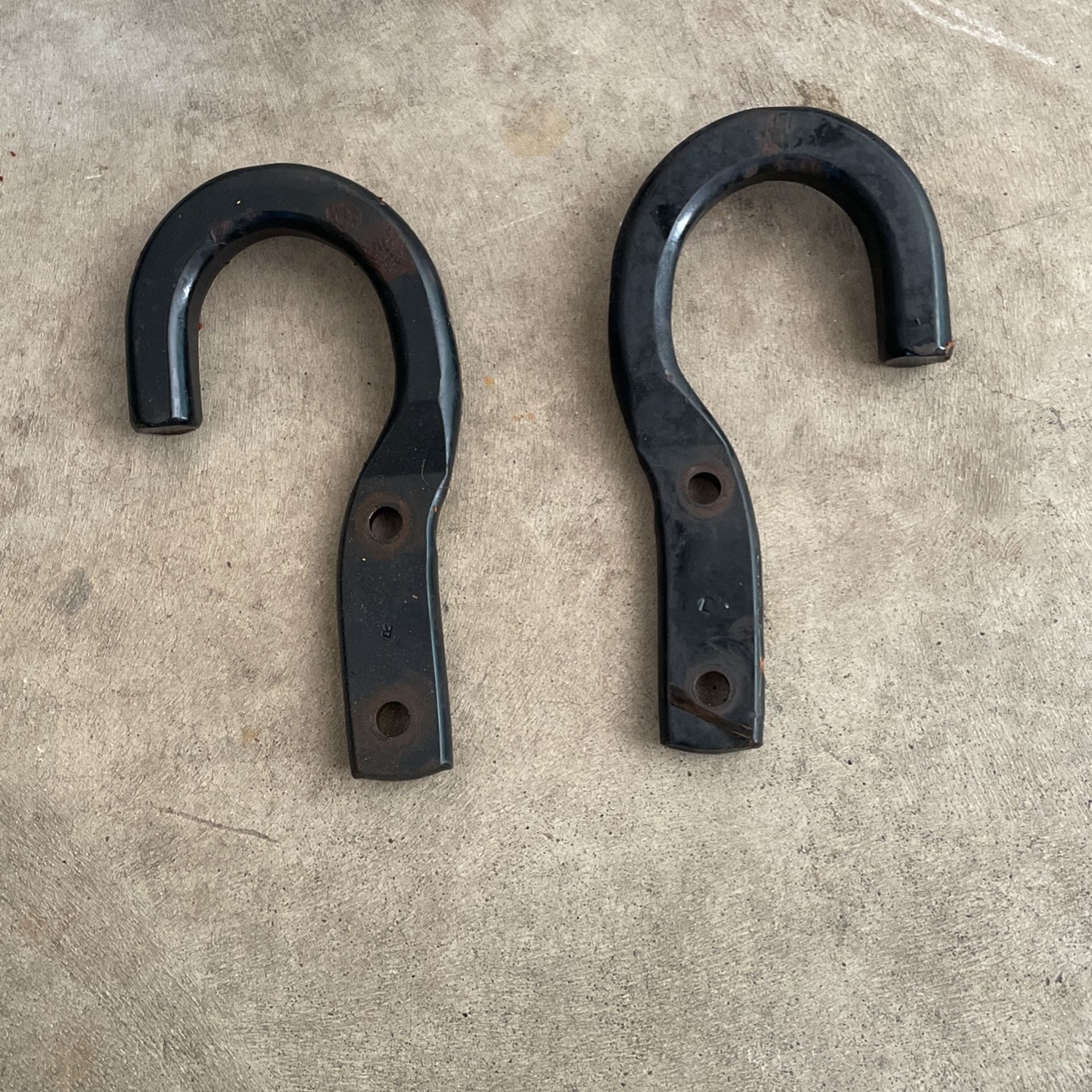 Front Pulling Hooks For Trucks