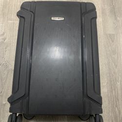 Samsonite Carry On Luggage 