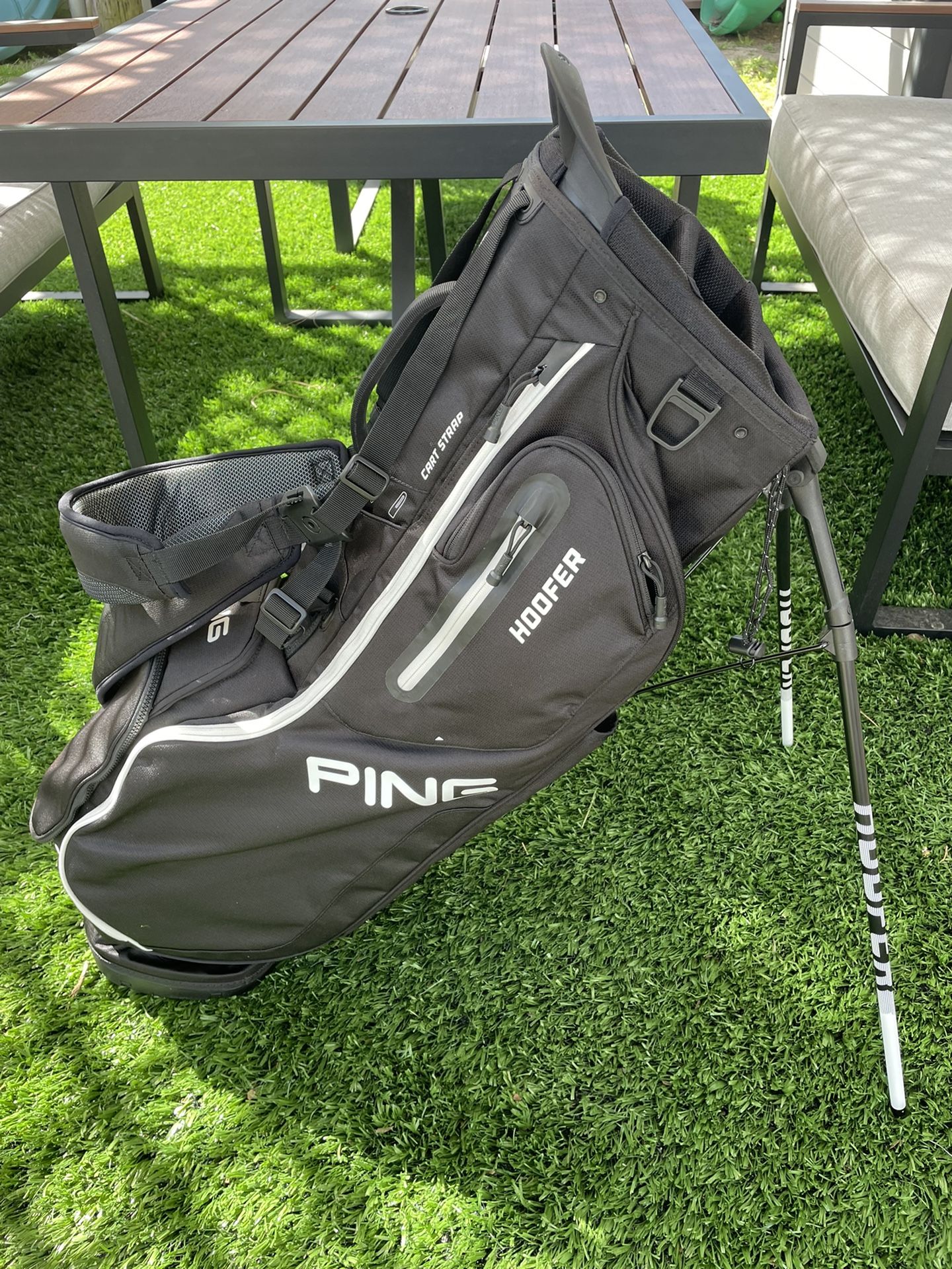 2021 Ping Hoofer Golf Bag