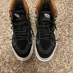 High Top Vans Size 8 Men’s 