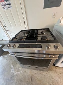 Jen air dual fuel gas stove down draft Jen air dual fuel gas stove downdraft